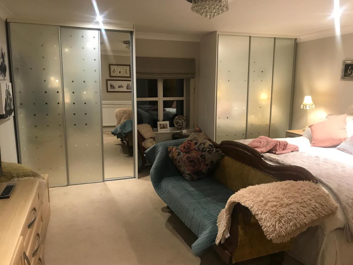 The Master Suite, Enjoy The Countryside In Style Ashover 外观 照片